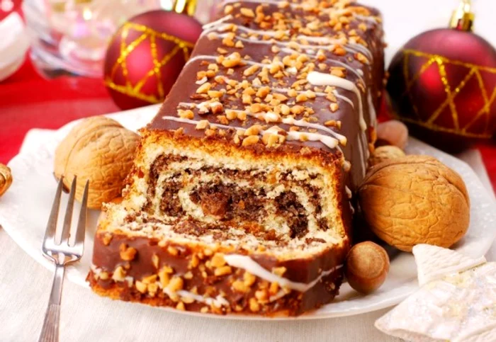 
    De pe masa oricărui creștin nu poate lipsi in ziua de Craciun traditionalul cozonacclickpoftabuna.ro  