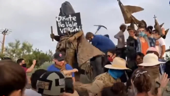 Barbat impuscat la proteste în New Mexico lângă statuia unui colonist spaniol FOTO captură