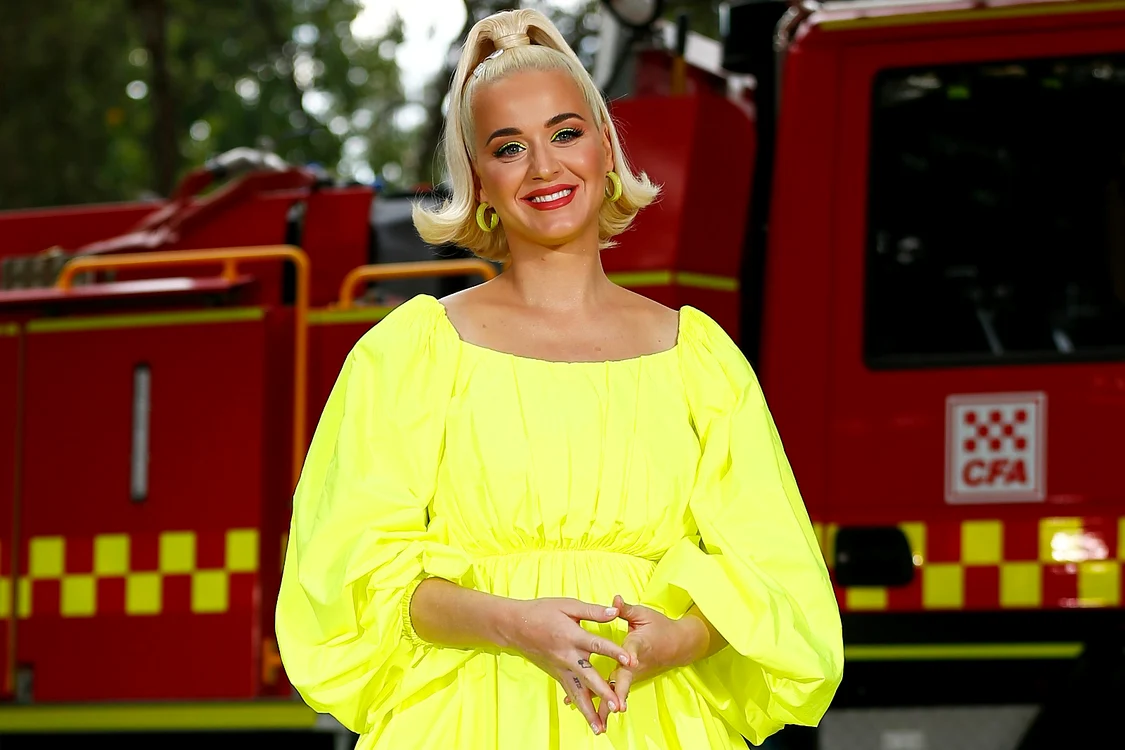 Katy Perry  - Vârstă: 35 de ani Avere: 330 de milioane $