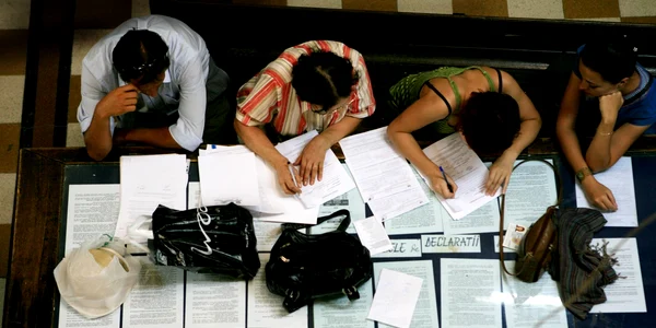 Antreprenorii care înregistrează cifre de afaceri mai mici de 65.000 de euro vor plăti