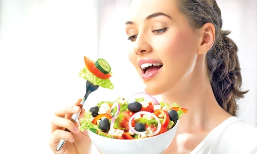 femeie salata jpeg