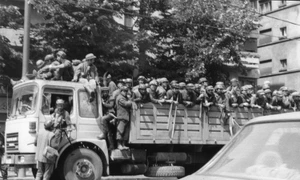 O luptă între frică, speranţă şi conştiinţă de clasă jpeg