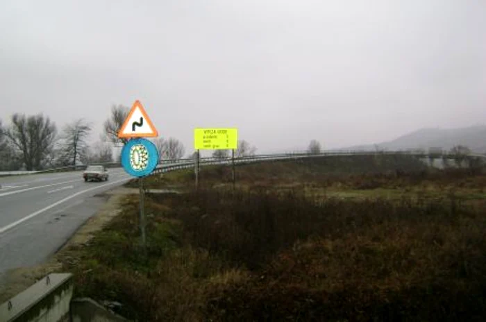 Pasarela de la Tâmna este cunoscută drept zonă periculoasă