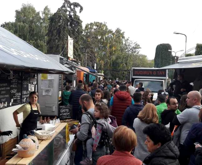 Street Food Festival În Parcul Rozelor din Timişoara FOTO Ş.Both