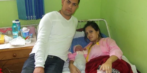 Aylin Rahela Budescu este primul copil născut în data de 10.10.2010 la maternitatea din Buzău