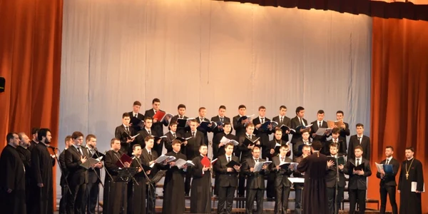 Concert al Arhiepiscopiei Tomisului la Casa de Cultură Constanţa