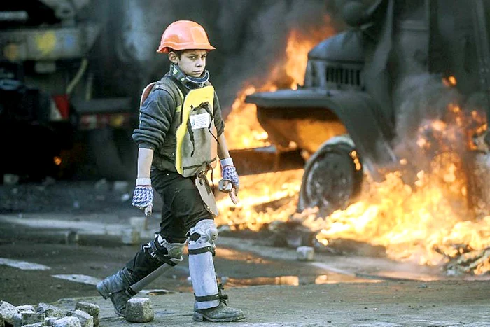 Peste 100 de oameni au fost ucişi ieri (Fotografii: Afp/Reuters)