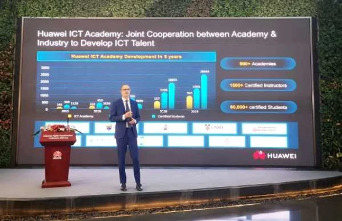 Hank Stokbroekx Vice President of Enterprise Service Huawei Enterprise BG Huawei at ICT Academy 20 