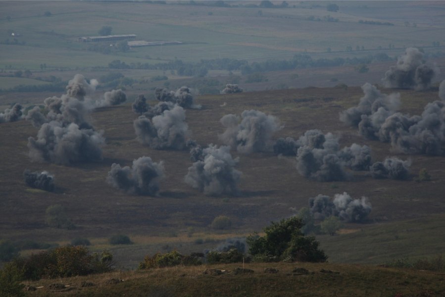 Localități din Constanța terorizate de „bombardamente”: „Nu mai putem trăi în case din cauza exploziilor!”