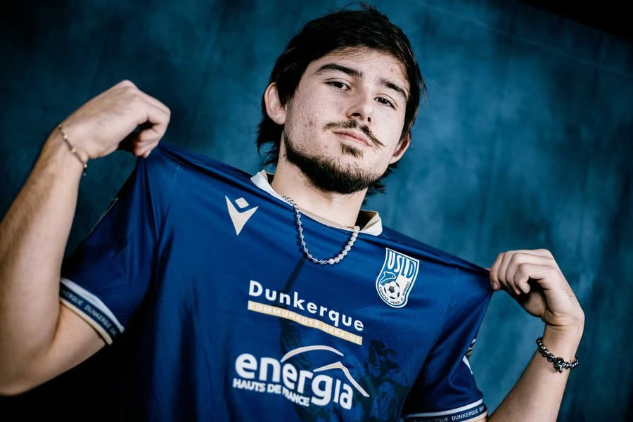 Talentele trimise de Hagi în străinătate de la fragedă vârstă se întorc cu coada-ntre picioare. Farul caută să-i „vopsească”