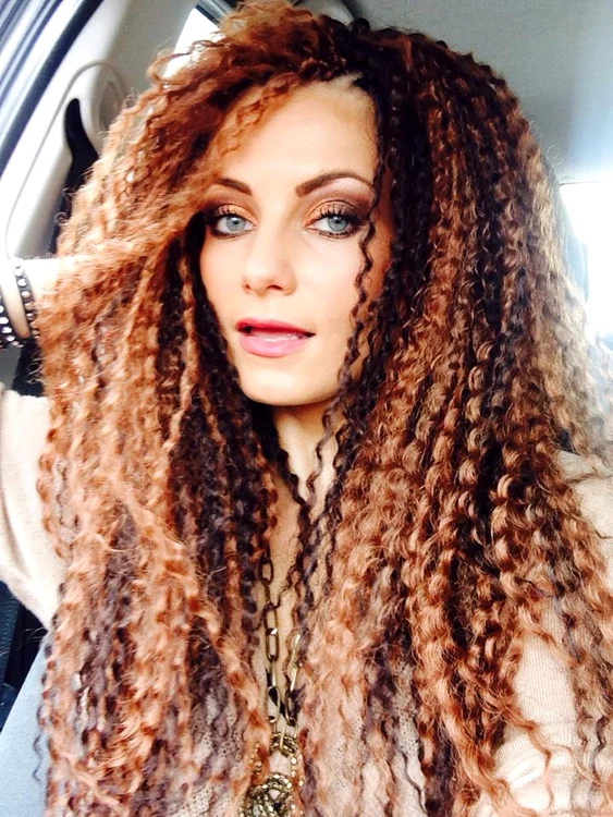 
    După eşecul primul mariaj, Sylvia s-a învăţat minte şi nu mai vrea să audă de măritişFoto: arhivă personală  