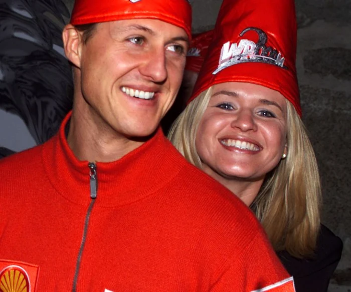 
    Michael Schumacher şi Corinne, fericiţi în anul 2000. (Foto: Reuters)  