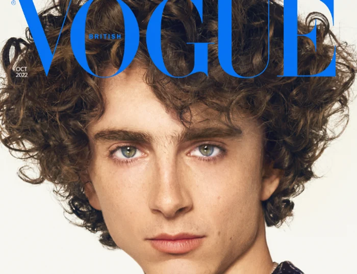 Primul bărbat care apare pe coperta ediției britanice tipărite a revistei Vogue. Foto: Twitter