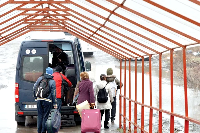 Opreşte în toate haltele