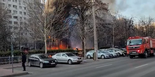 Incendiu la un loc de joacă din Sectorul 3 al Capitalei