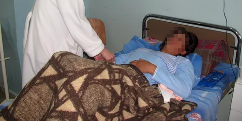 Medicii supraveghează în permannţă starea de sănătate a femeii Foto: Arhivă