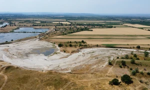 exploatari ilehale minerale din Jiu FOTO Apele Române Jiu jpg