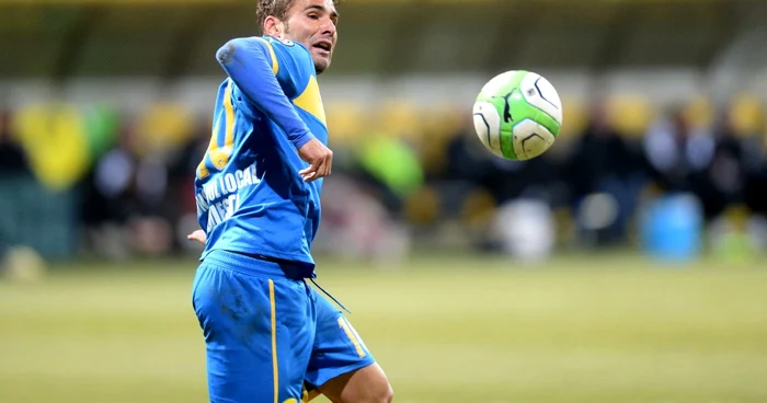 Mutu a dat primul gol la Petrolul. FOTO Adevărul