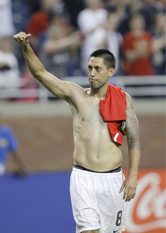 Datorită gestului său foarte frumos, Dempsey a plecat la vestiare la bustul gol