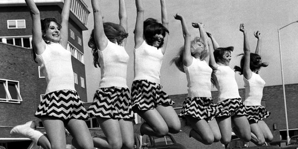 Fuste scurte FOTO aboutminiskirt.com