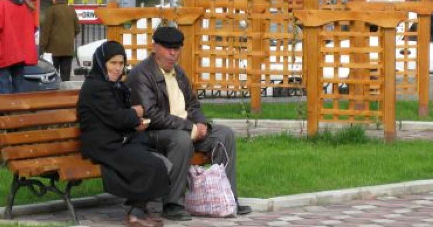 Buzău: Bătrânii stau pe liste de aşteptare pentru un loc la azil