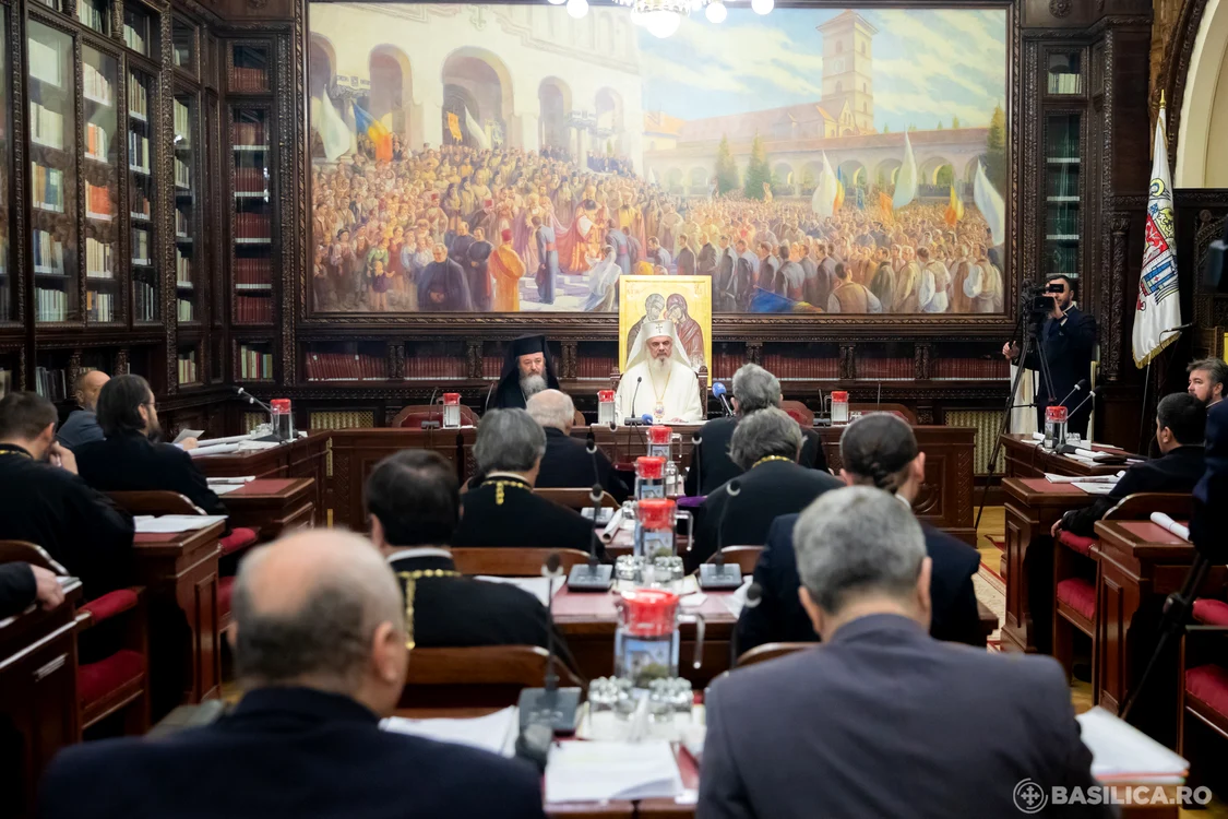 
    Patriarhul Daniel a prezidat ședința Consiliului Național Bisericesc unde a fost prezentat raportul de activitate a Bisericii Ortodoxe Române pe 2019Foto:basilica.ro  