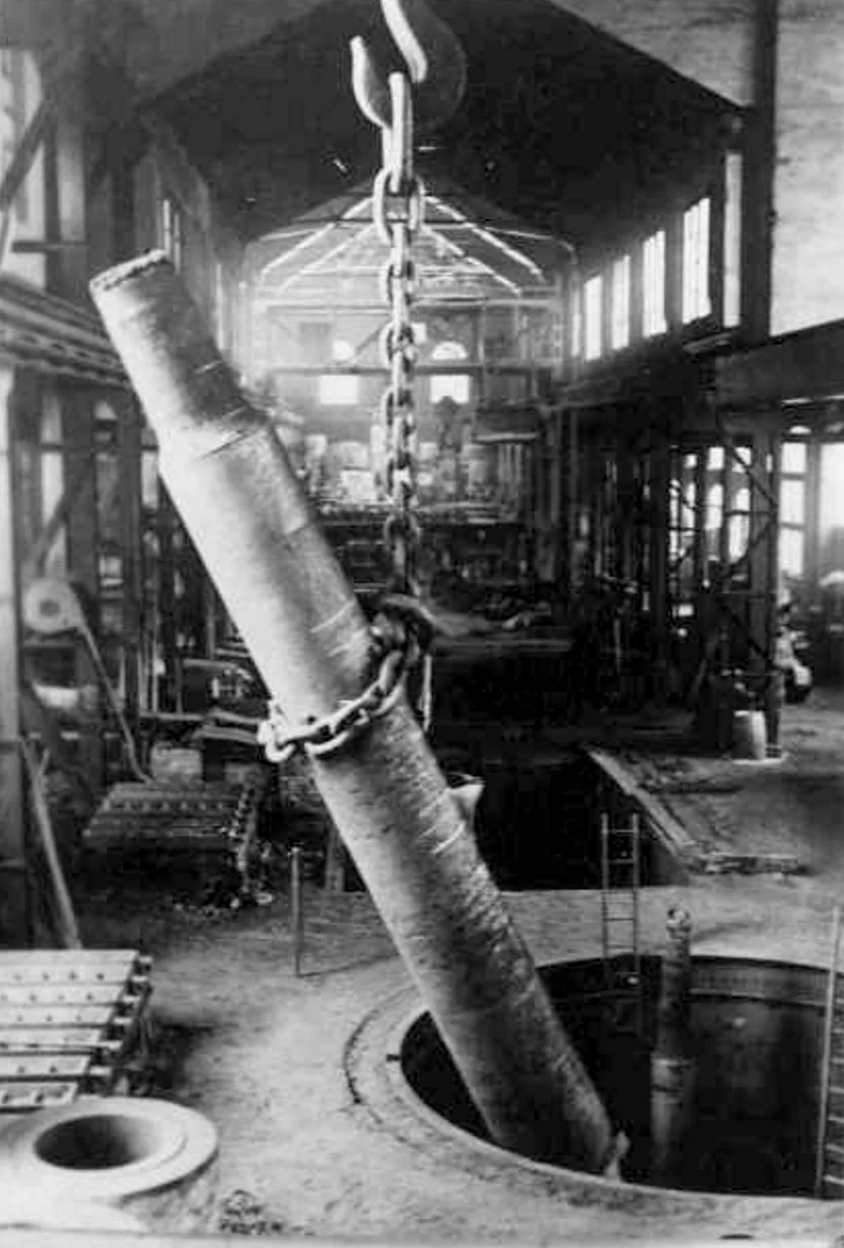 Fabrică germană în perioada celui de-al Doilea Război Mondial (© Wikimedia Commons)