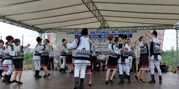 ansamblul catalina iasi premiat la slatina, la concursul național calusul romanesc 2023 (3) jpeg