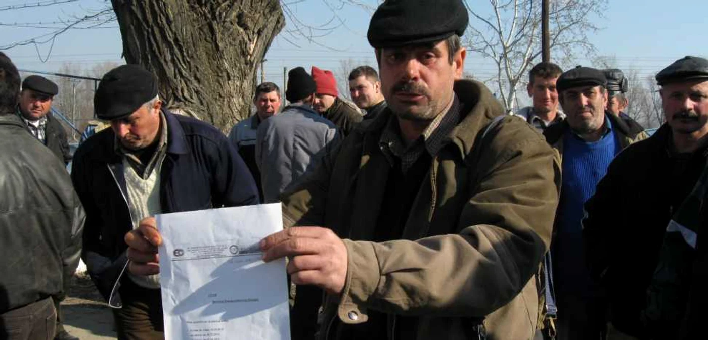 Muncitorii au primit, abia astăzi, bonurile de masă, pe luna noiembrie 