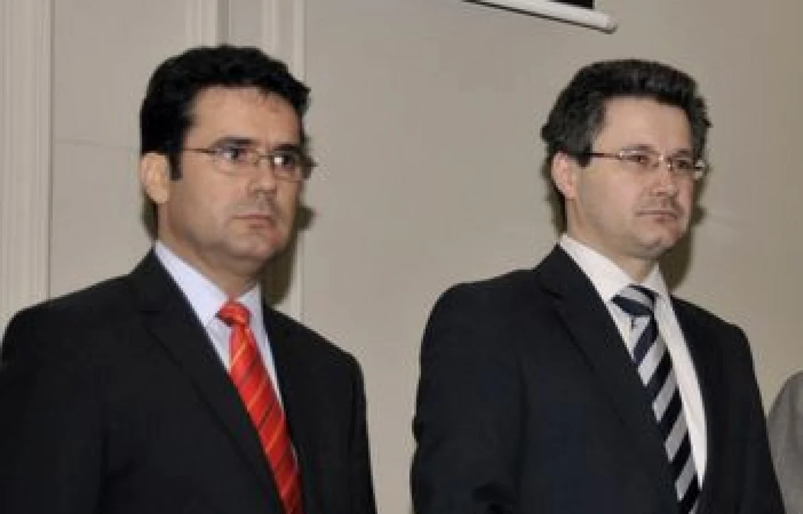Remus Pricopie şi Mihnea Costoiu continuă opera Ecaterinei Andronescu