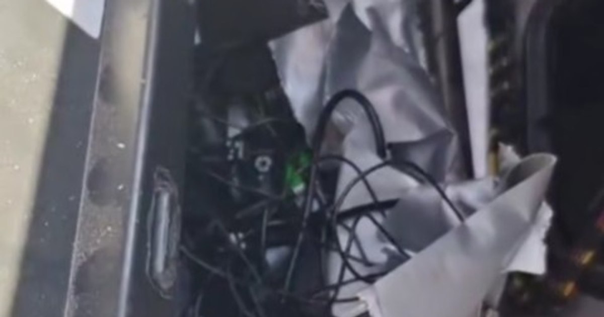 Sistem audio-video în mașina Poliției din Mehedinți: risc de incendiu