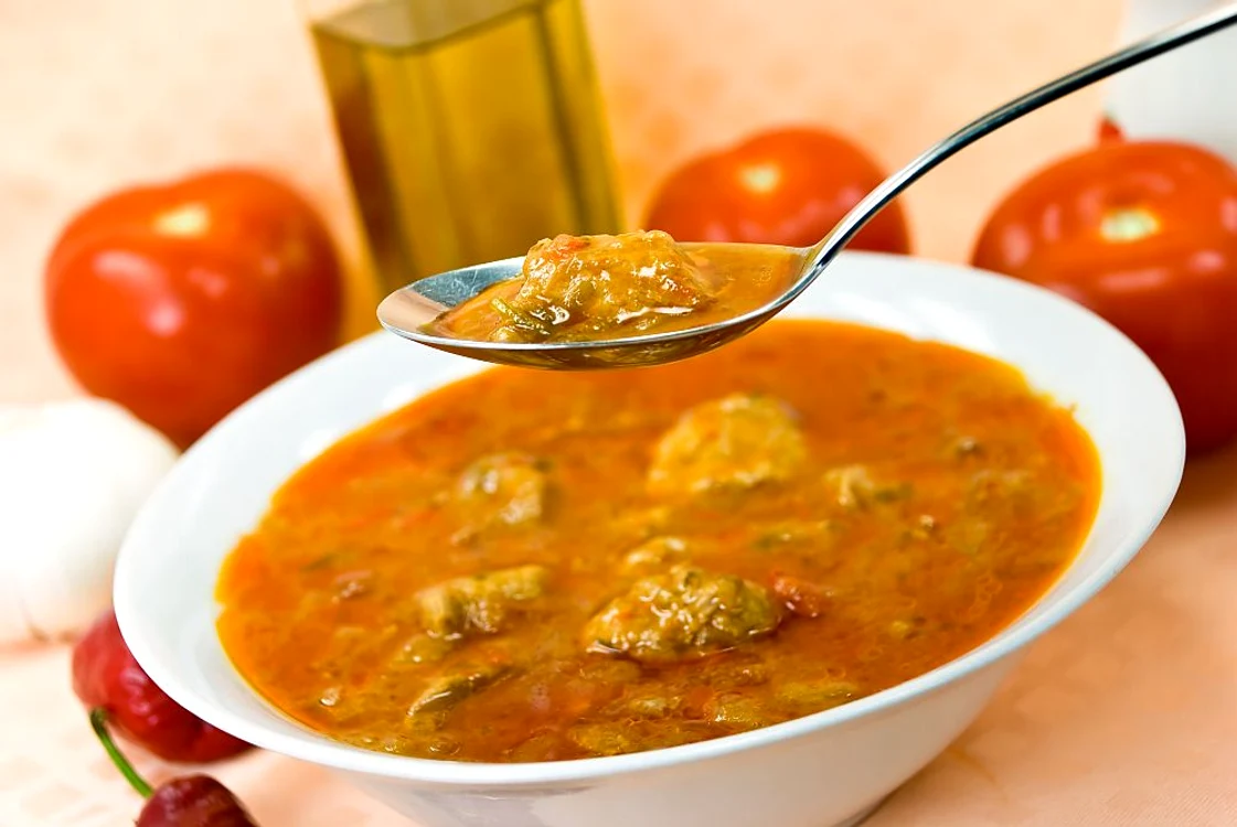 ciorba perisoare legume sos rosii jpeg