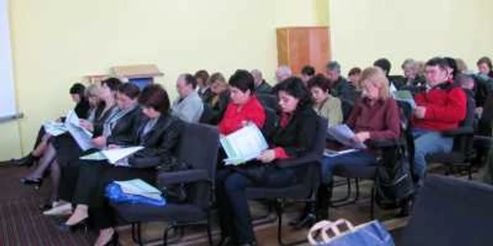 Recenzorii din judeţ, la ultima întalnire înaintea începerii colectării datelor
