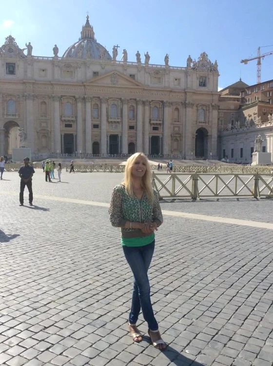 
    Naomi in vizita la Vatican  