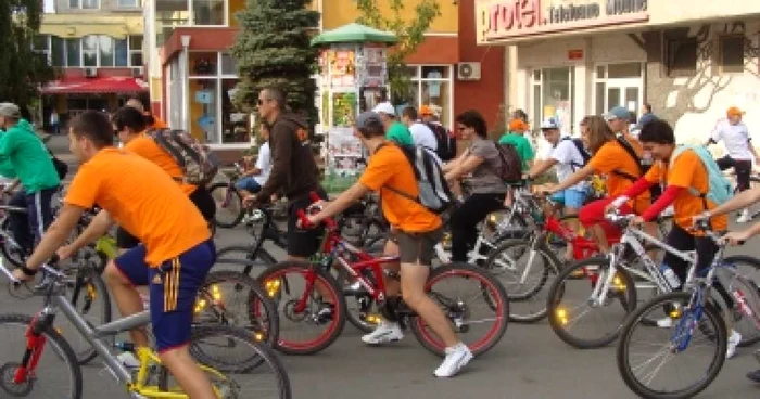 Oradea: Bicicliștii chemați să scoată autoturismele din circulație