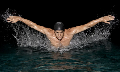 înot  foto   Shutterstock jpg