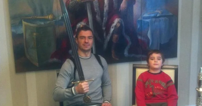 Pancu cu sabia şi cu fiul său în faţa lui Ştefan cel Mare