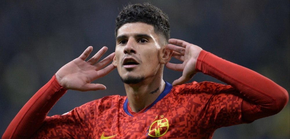 Valiza cărată de Florinel Coman, subiectul zilei după vizita medicală a FCSB-ului FOTO