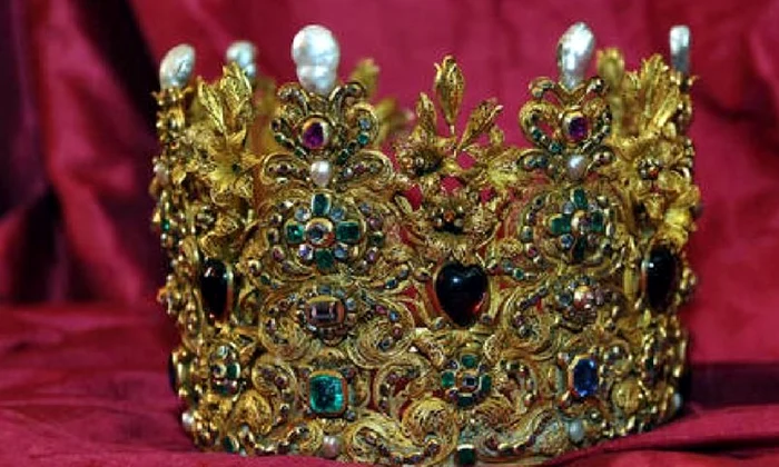 S‑a descoperit o coroană de la 1685 jpeg