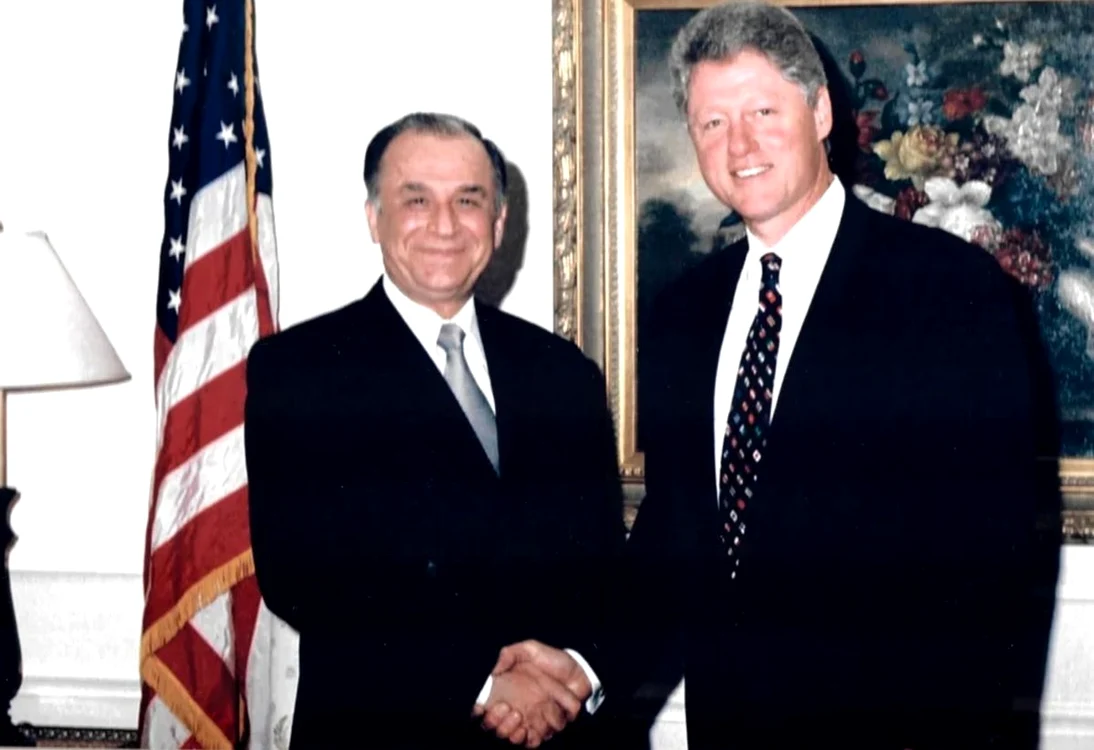 Ion Iliescu și președintele american Bill Clinton FOTO Adevărul