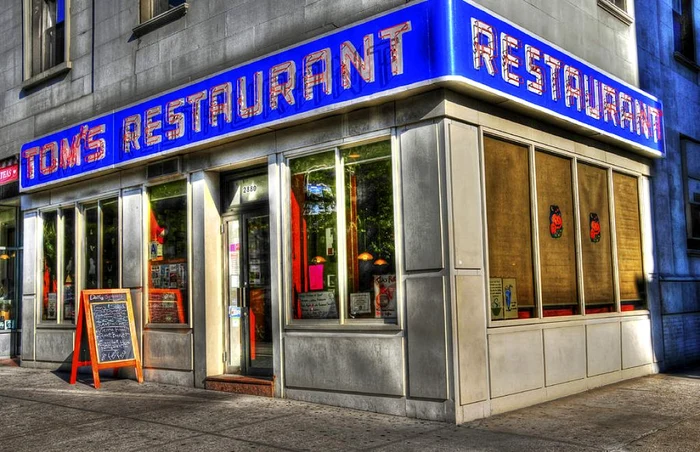 O femeie a deschis un proces şi cere despăgubiri de 30.000 de dolari de la patronii restaurantului
