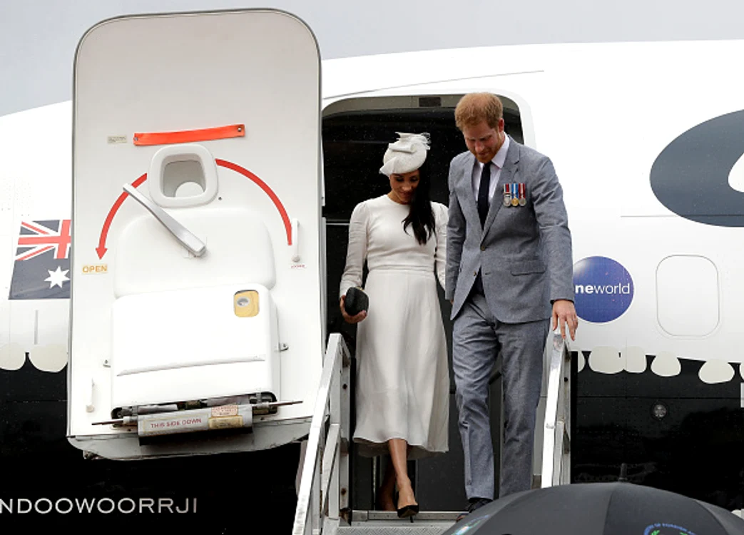 Harry și Meghan au preferat avionele private în ultima vreme 