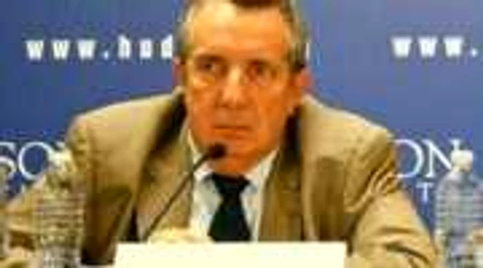 Cropsey se va implica şi ca formator în cursurile Academiei Arădene de Lideri