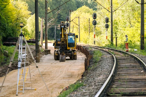 Calea ferată Simeria Petroșani  Foto CFR Infrastructură Timișoara (11) jpg