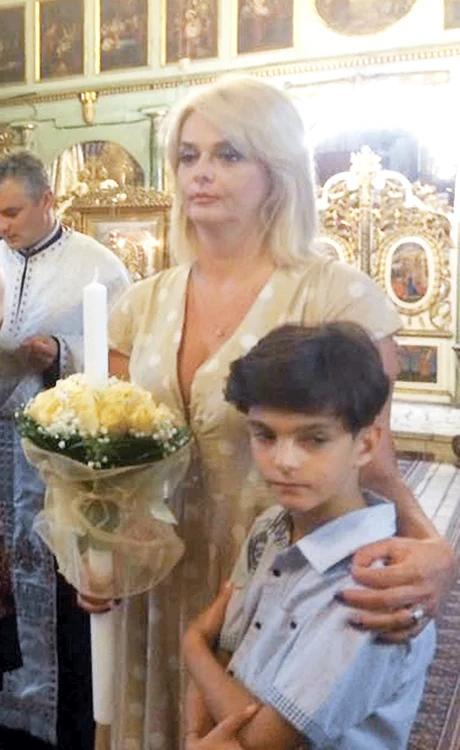 Iuliana şi fiul ei, David, au fost la botez