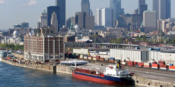 Port Montreal Canada FOTO Shutterstock