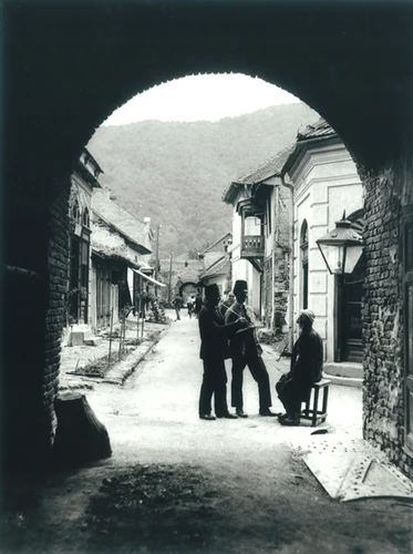 Stradă de pe insula Ada-Kaleh (© iMAGO Romaniae)