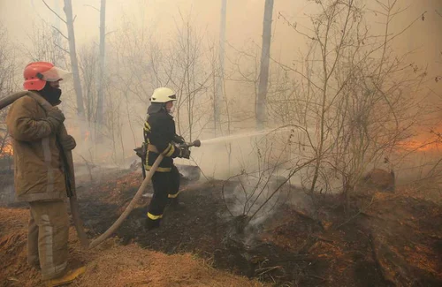 Incendiu la Cernobîl Ucraina FOTO EPA-EFE / Yaroslav Yemelianenko