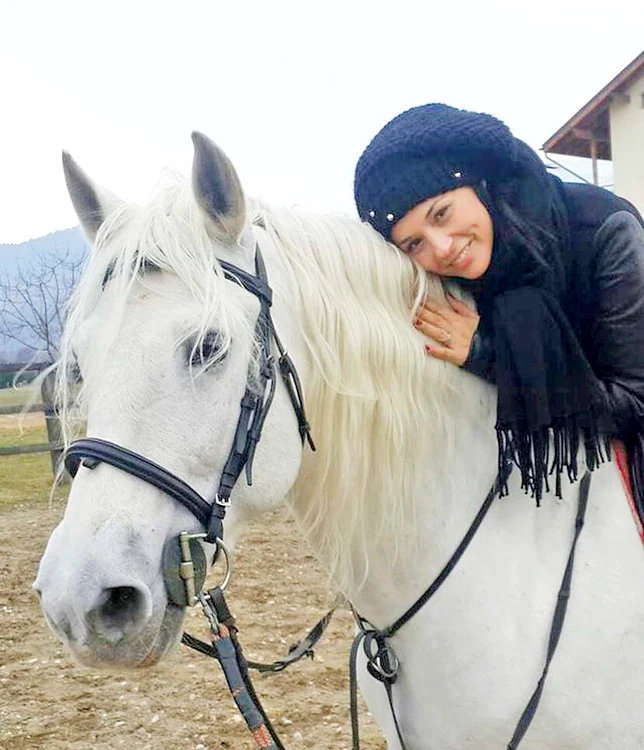 Andreea Marin revine adesea la călărie