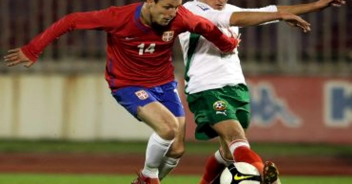 Milan Jovanovici (roşu) este cel mai bun jucător al lui Standard Liege